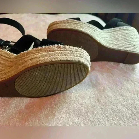 INC Black Wedges Women’s SZ 7 - Picture 9 of 10